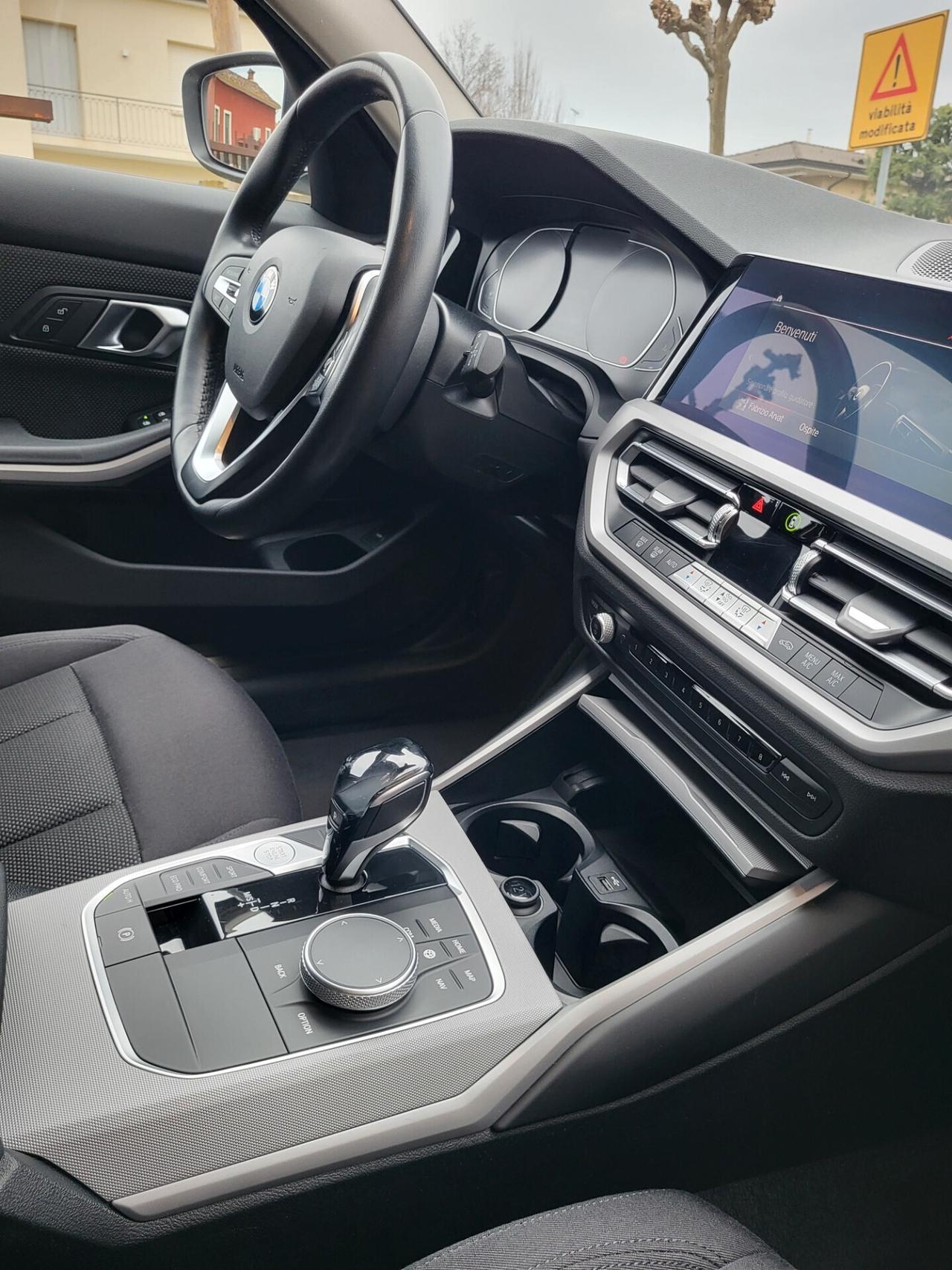 BMW 318D Tetto Panoramico