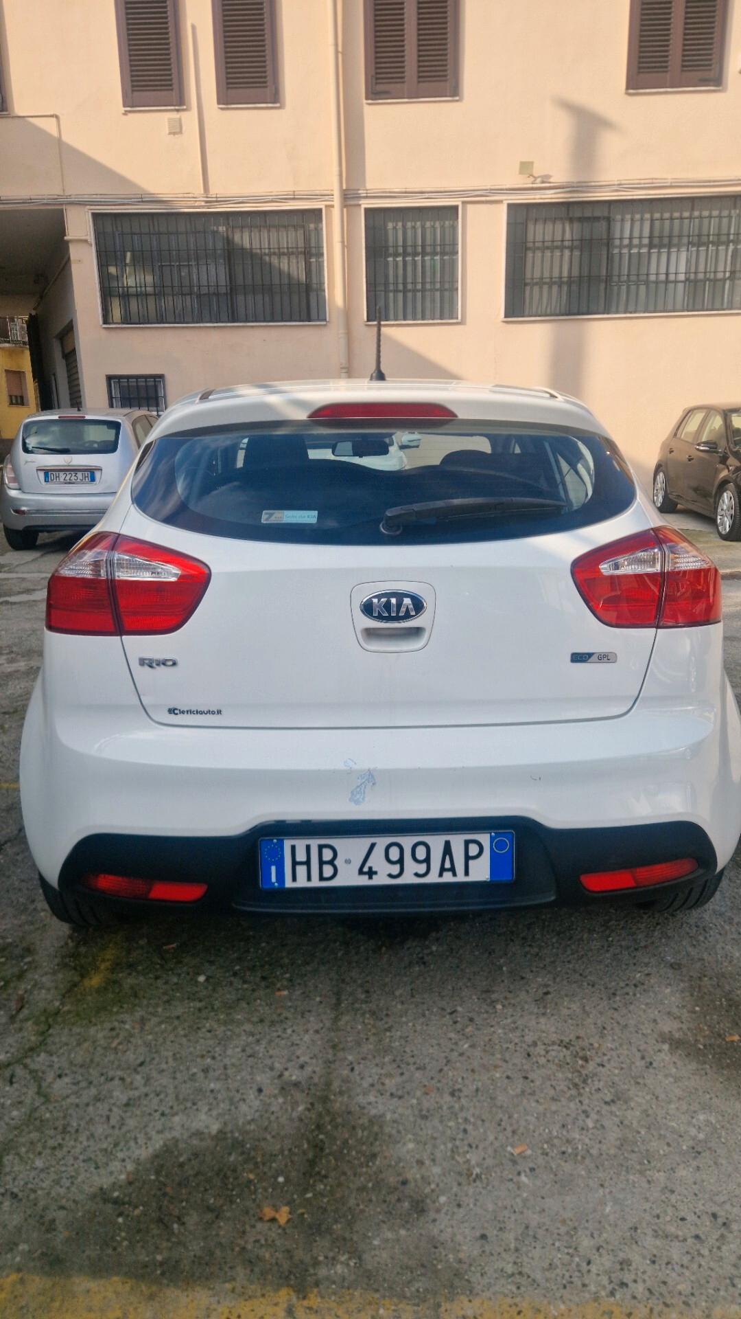 Kia Rio 1.2 Gpl-Benzina