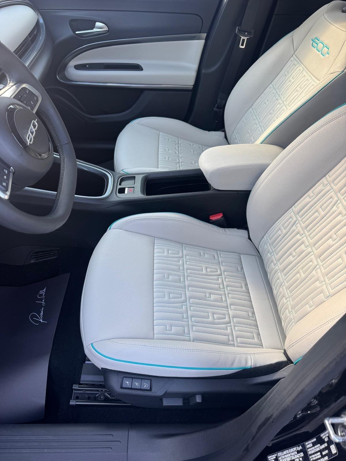 Fiat 600 Hybrid 100 CV DCT MHEV La Prima