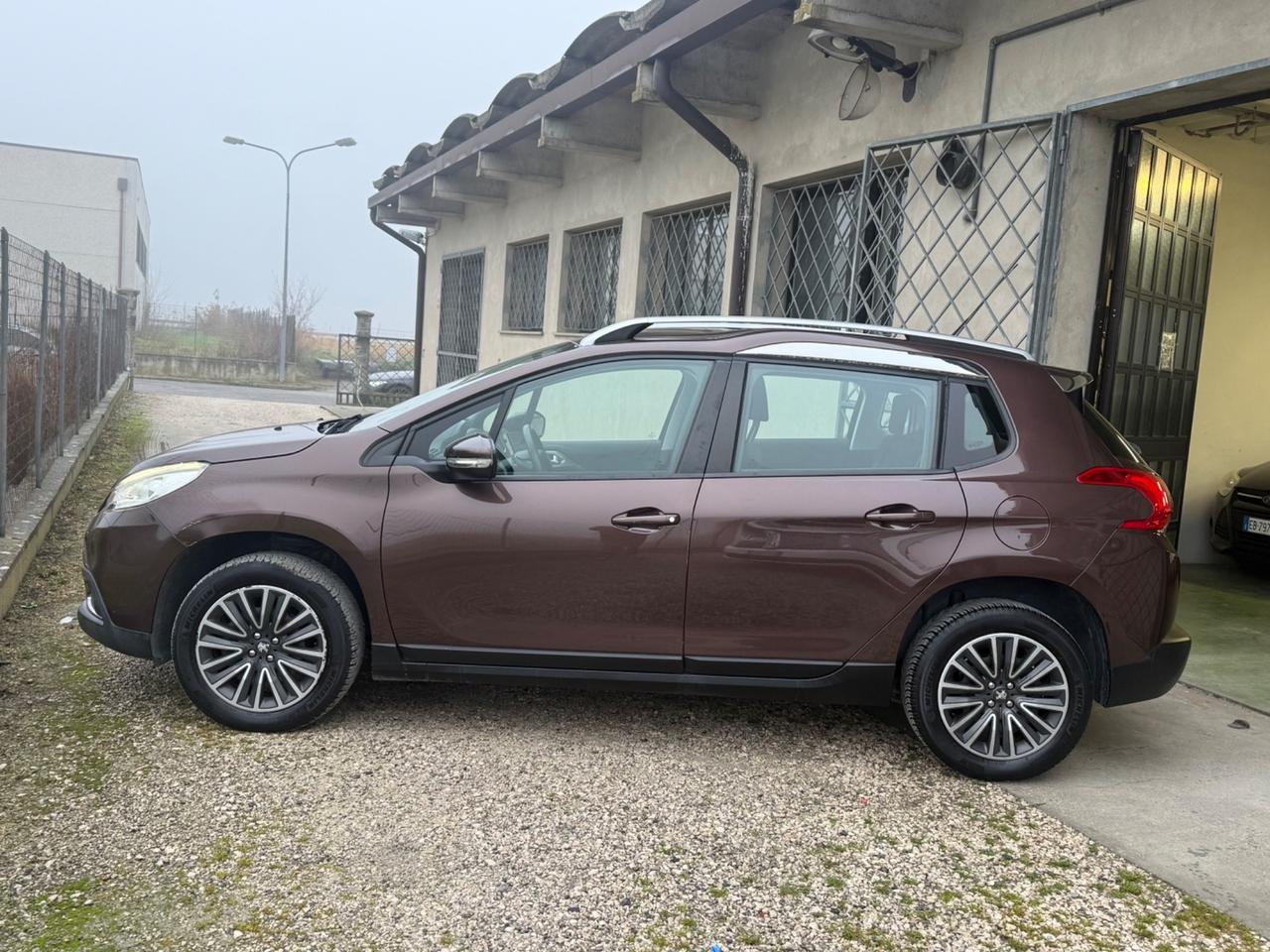 Peugeot 2008 1.2 VTi 82CV Active