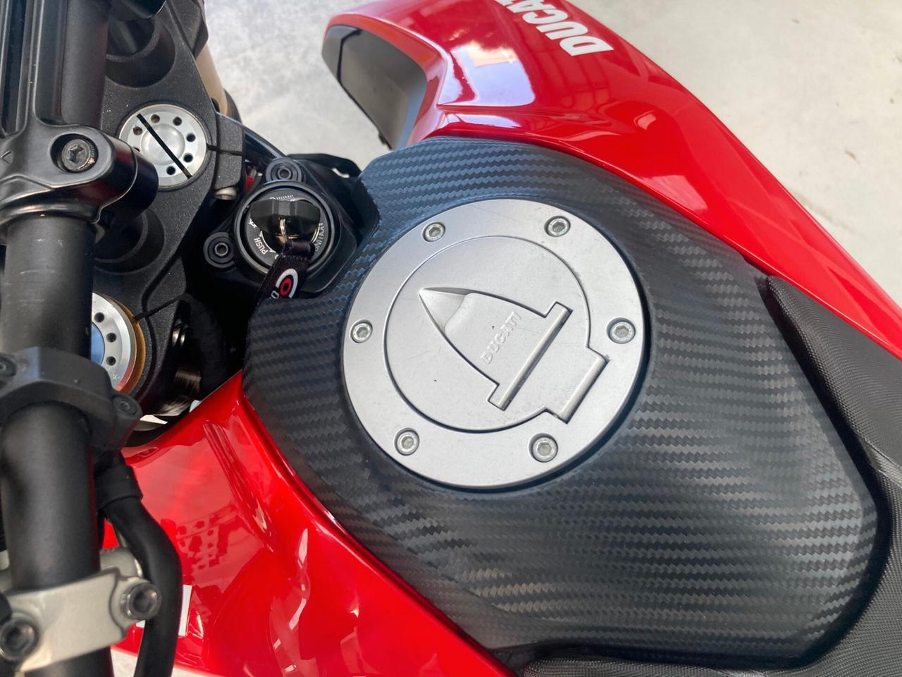 Ducati Hypermotard 950 SP + TERMIGNONI E ACCESSORI
