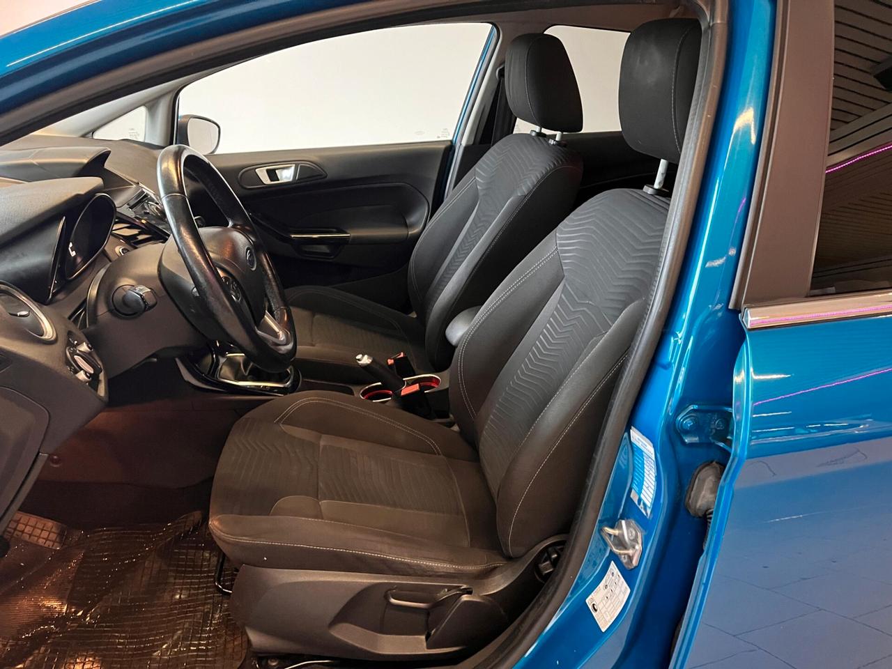 Ford Fiesta 1.5 TDCi 75CV 5 porte Titanium