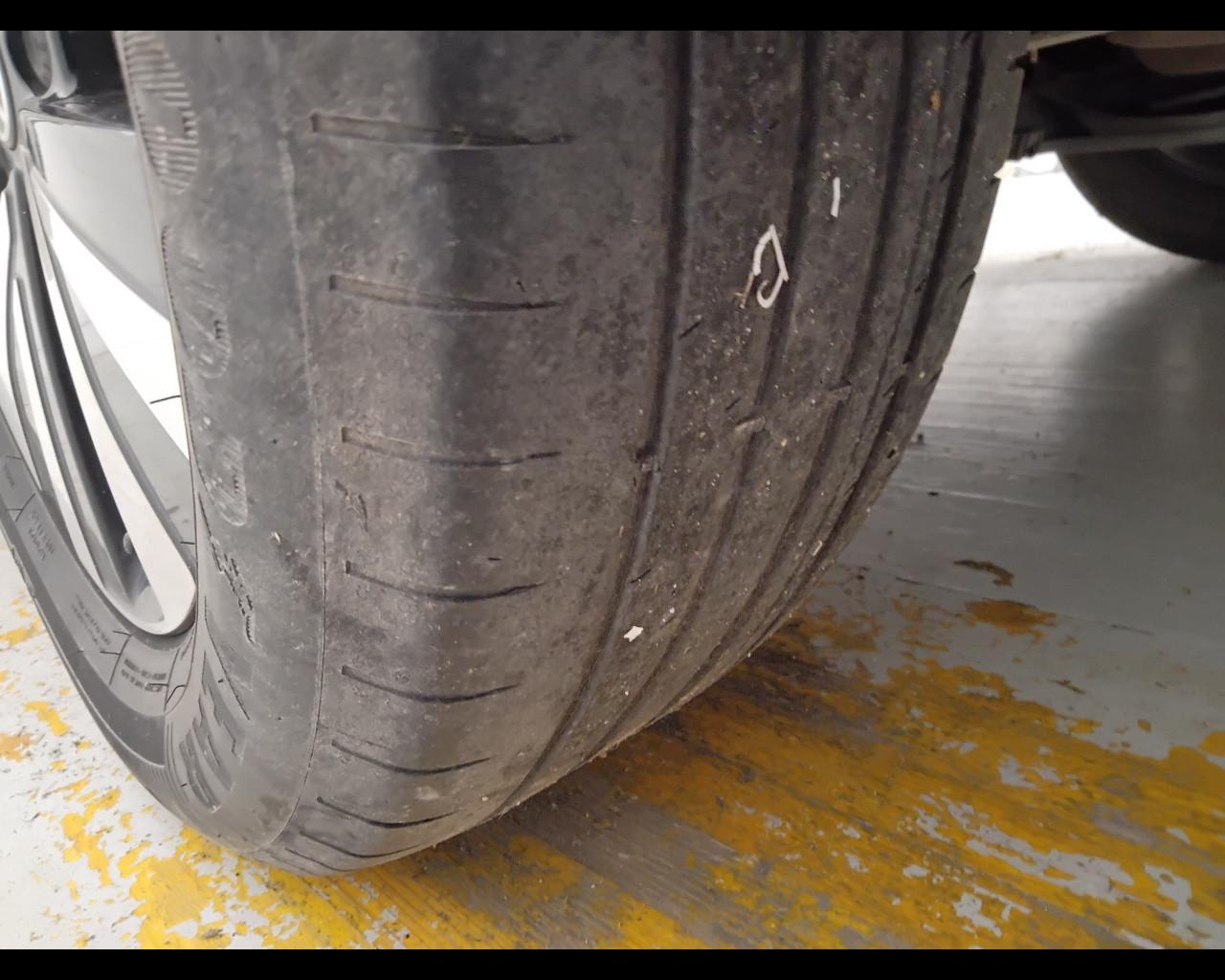 VOLKSWAGEN Taigo - Taigo 1.0 tsi Life 95cv