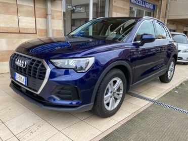 Audi Q3 35 TDI S tronic Business