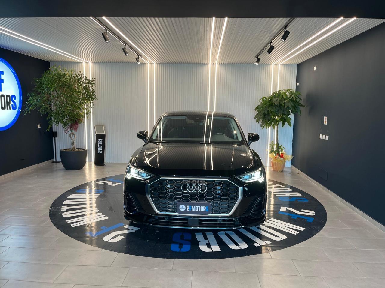 Audi Q3 SPB 45 TFSI e S tronic Business Plus