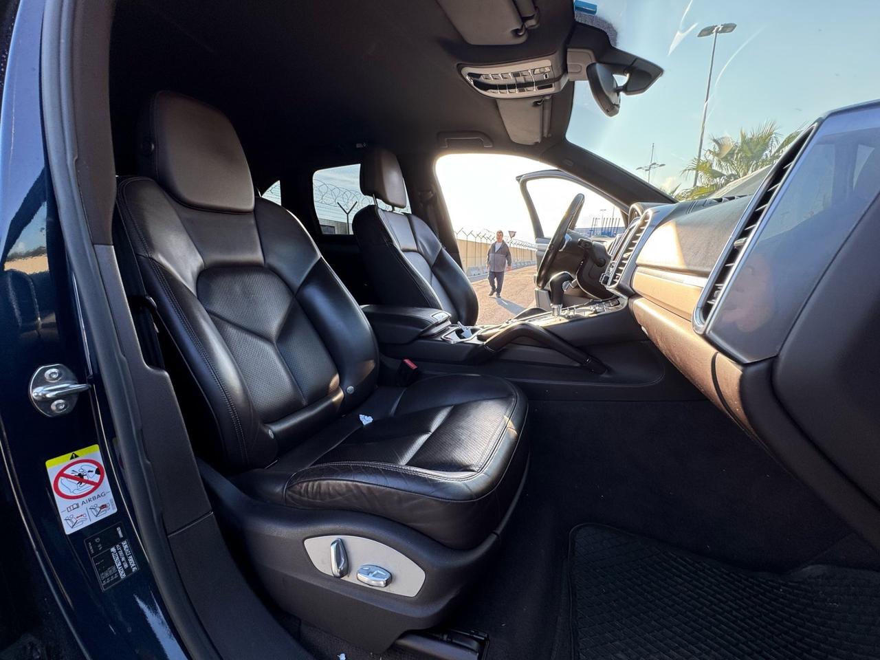 PORSCHE CAYENNE 3.0D FULL OPTIONAL 12 MESI DI GARANZIA