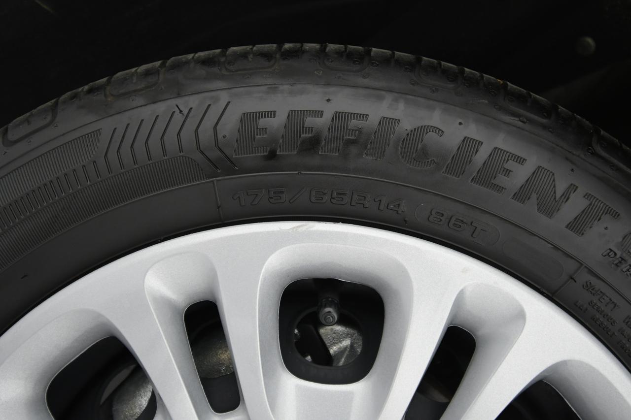 FIAT Panda 1.0 firefly hybrid s&s 70cv NEOPATENTATI+BLUETOOTH