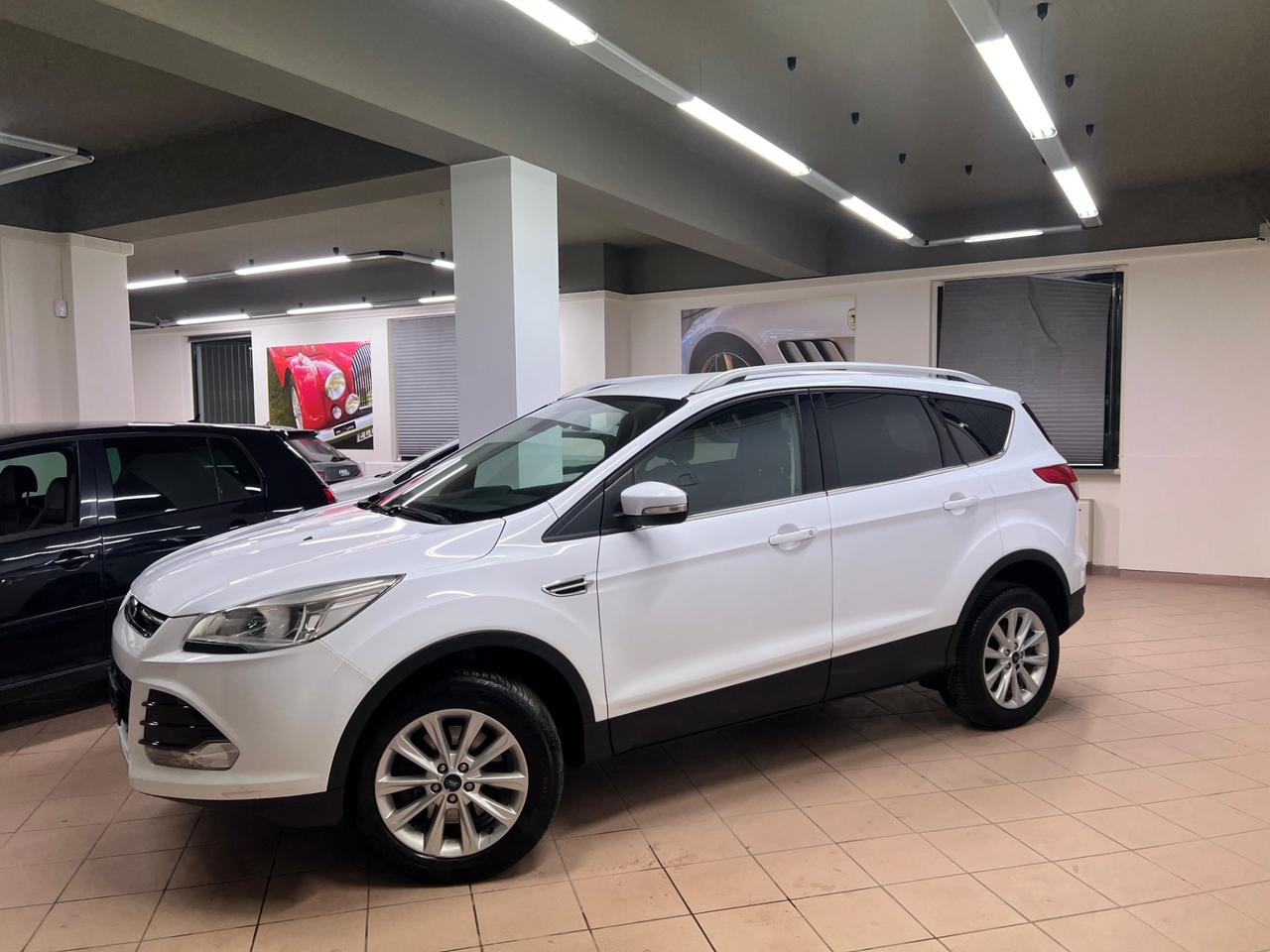 Ford Kuga 2.0 TDCI 150 CV S&S 4WD Titanium