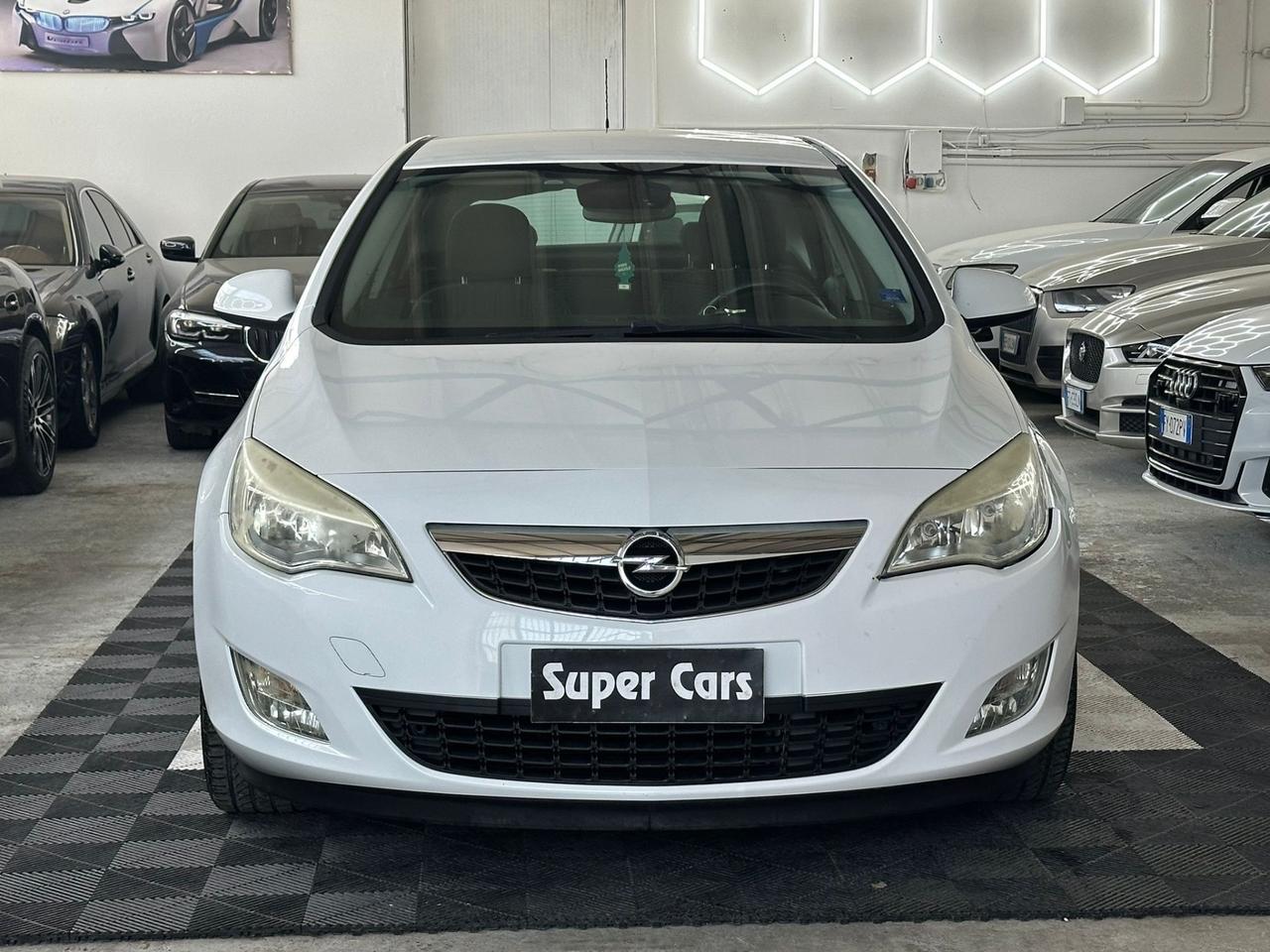 Opel Astra 1.7 CDTI 110CV 5 porte Cosmo
