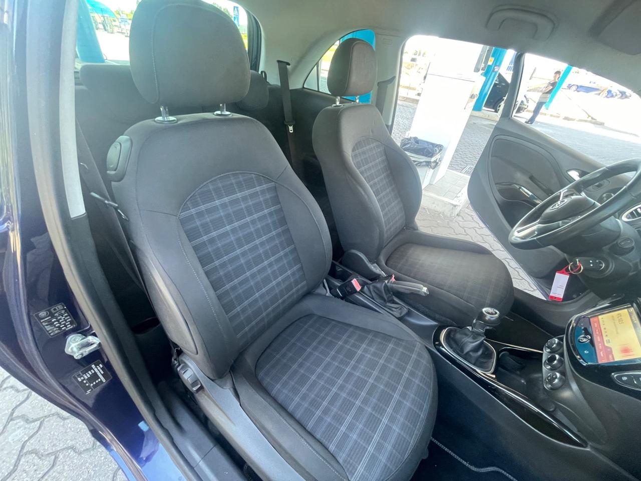 Opel Adam Rocks 1.2 70 CV Air EURO6