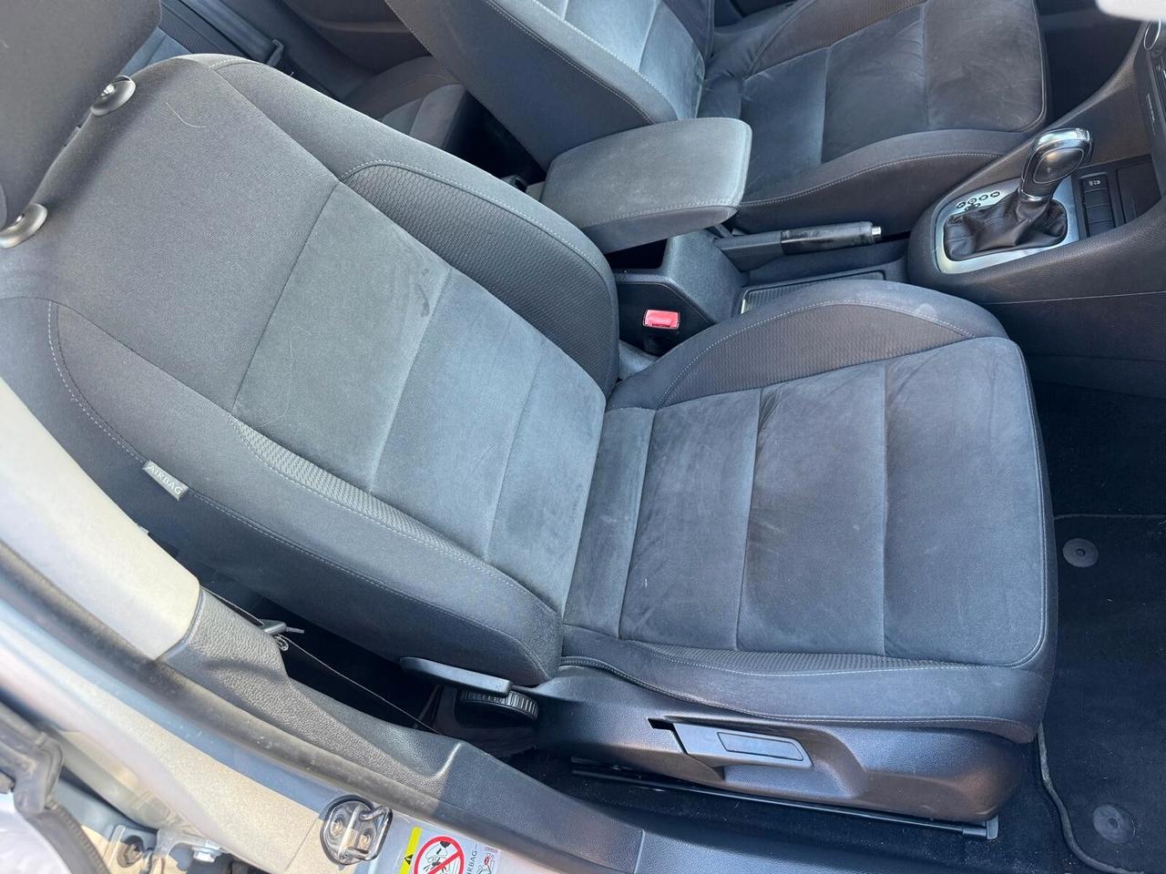 VW GOLF 1.6 TDI DSG 5p. NEOPATEN GARANZIA 12 MESI