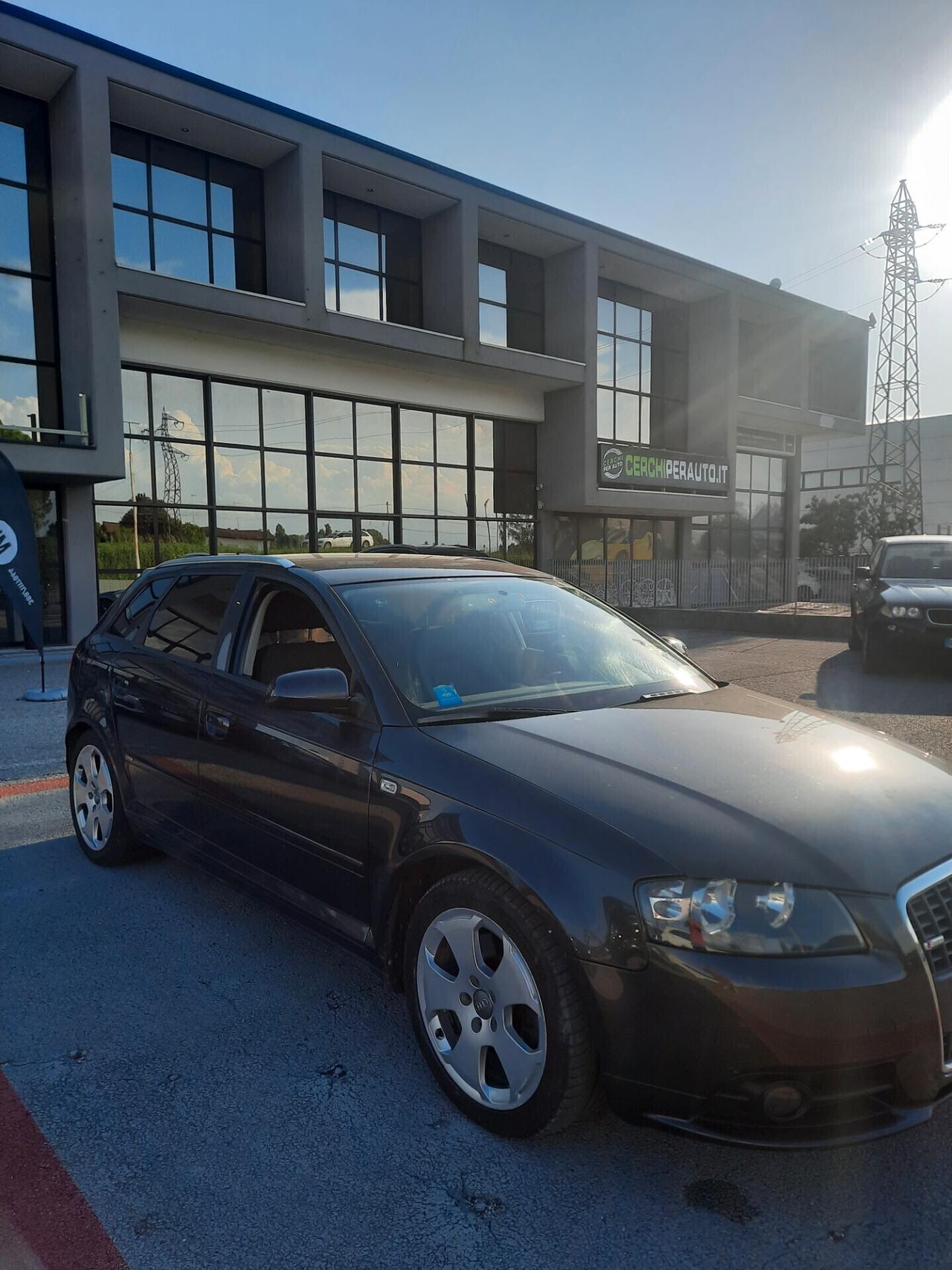Audi A3 2.0 16V TDI ESTERNO S-LINE Ambition 170 cavalli