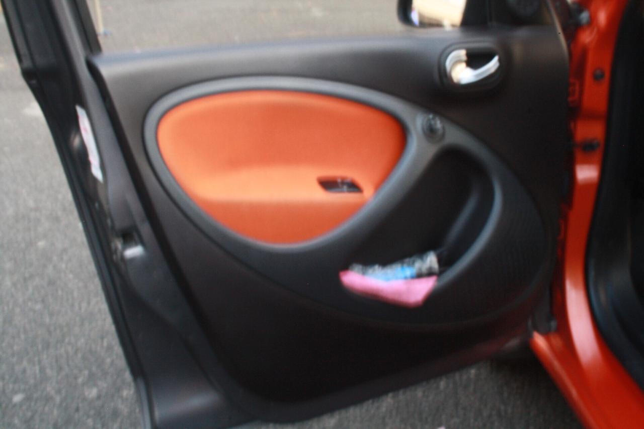 Smart fourFour Urban Sport Edition del 2014