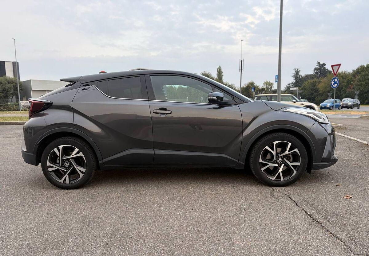Toyota C-HR 2.0h Trend e-cvt
