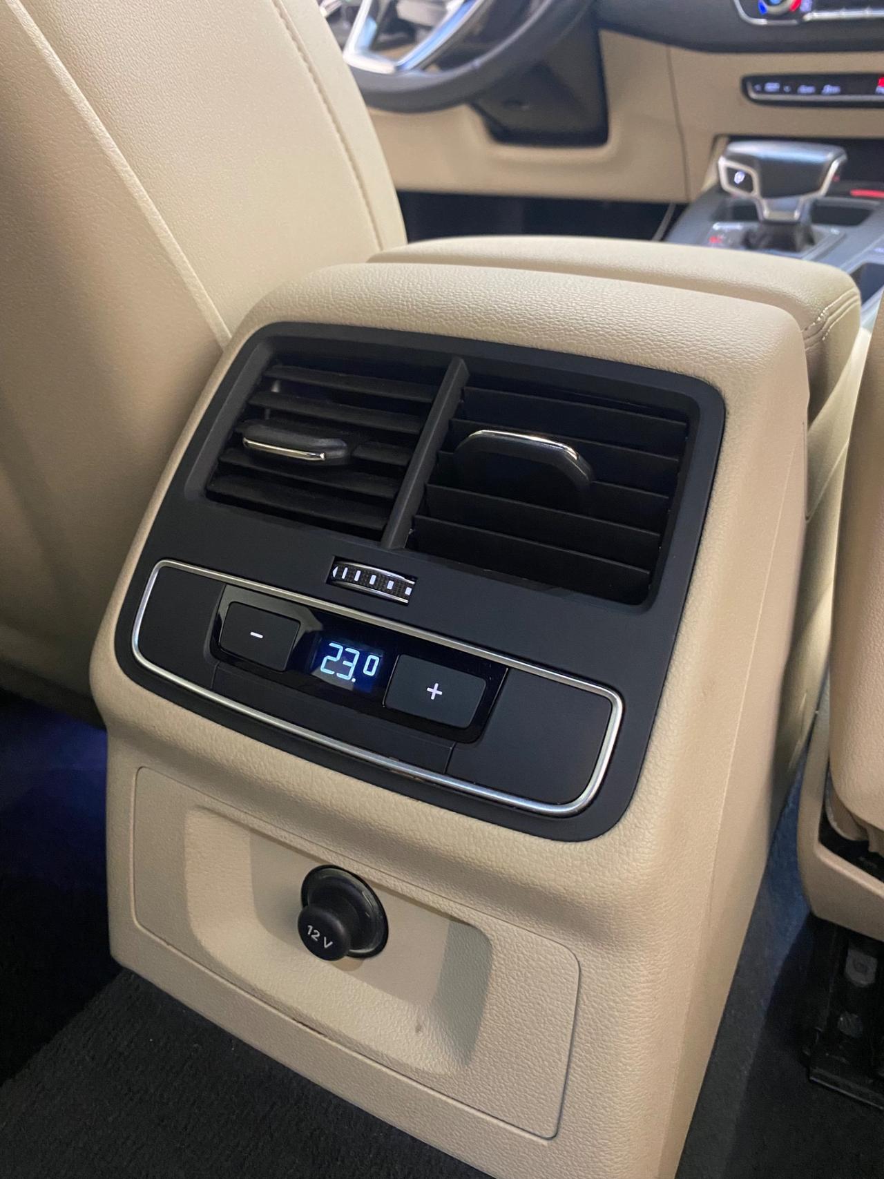 Audi A4 allroad A4 allroad 40 TDI 204 CV S tronic Identity Contrast
