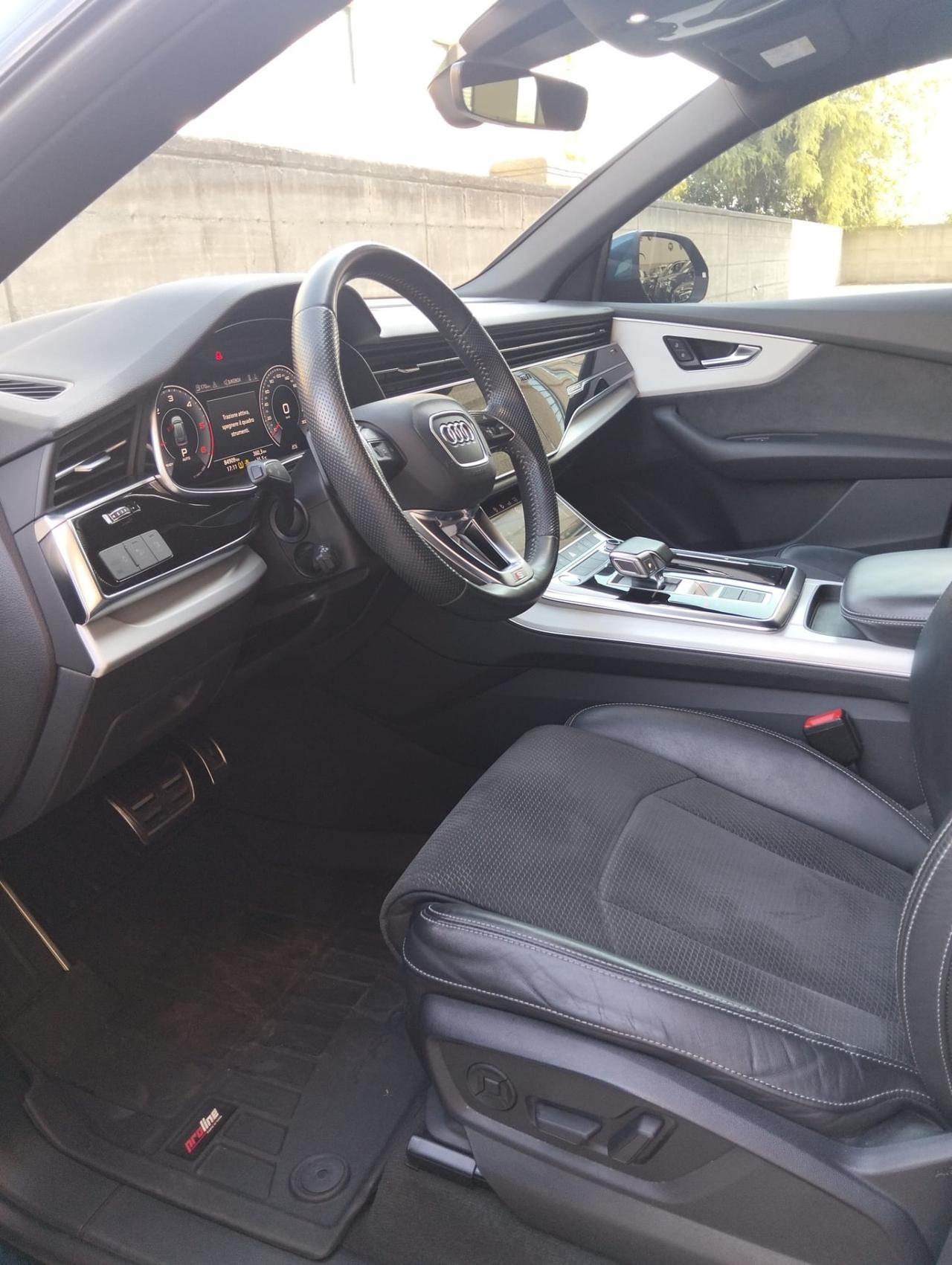 Audi Q8 45 TDI quattro tiptronic Sport