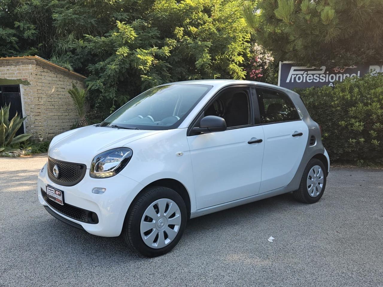 Smart ForFour 70 1.0 Youngster