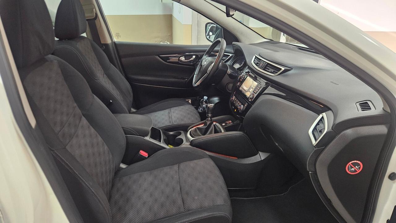 Nissan Qashqai 1.5 dCi Tekna