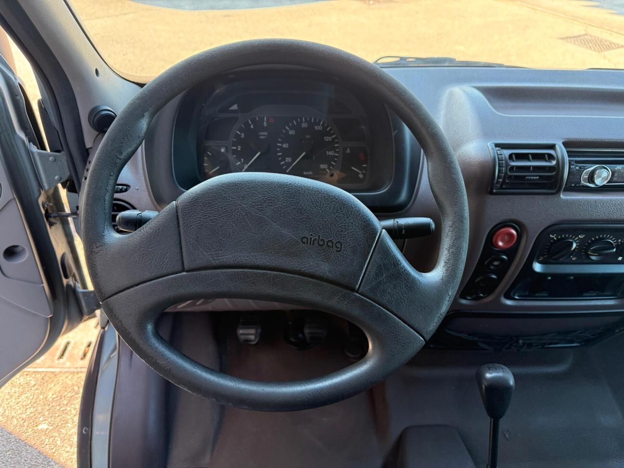 Opel Movano 9 posti 2.8 Diesel Neopatentati