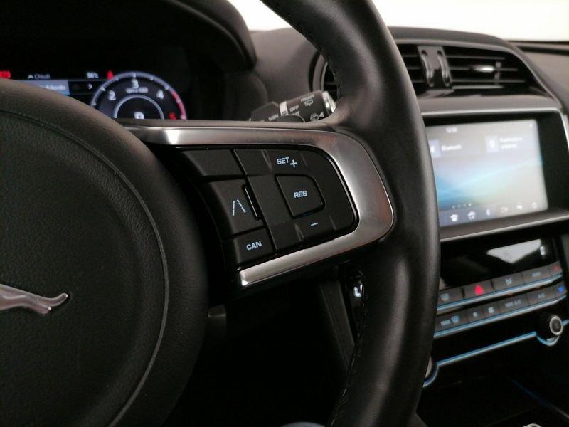 Jaguar F-Pace 2.0d i4 Portfolio awd 180cv auto my20