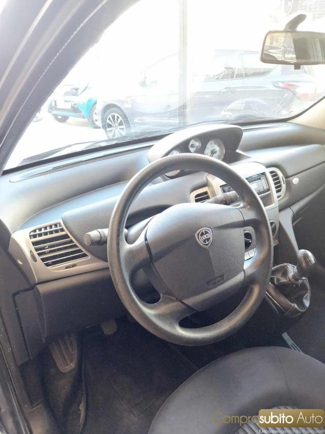 LANCIA Ypsilon 1.2 Oro ( Garanzia 12 mesi)