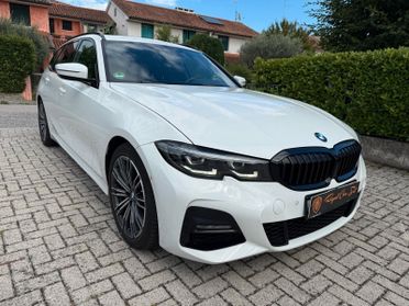 Bmw 330i Touring Msport + Book service BMW
