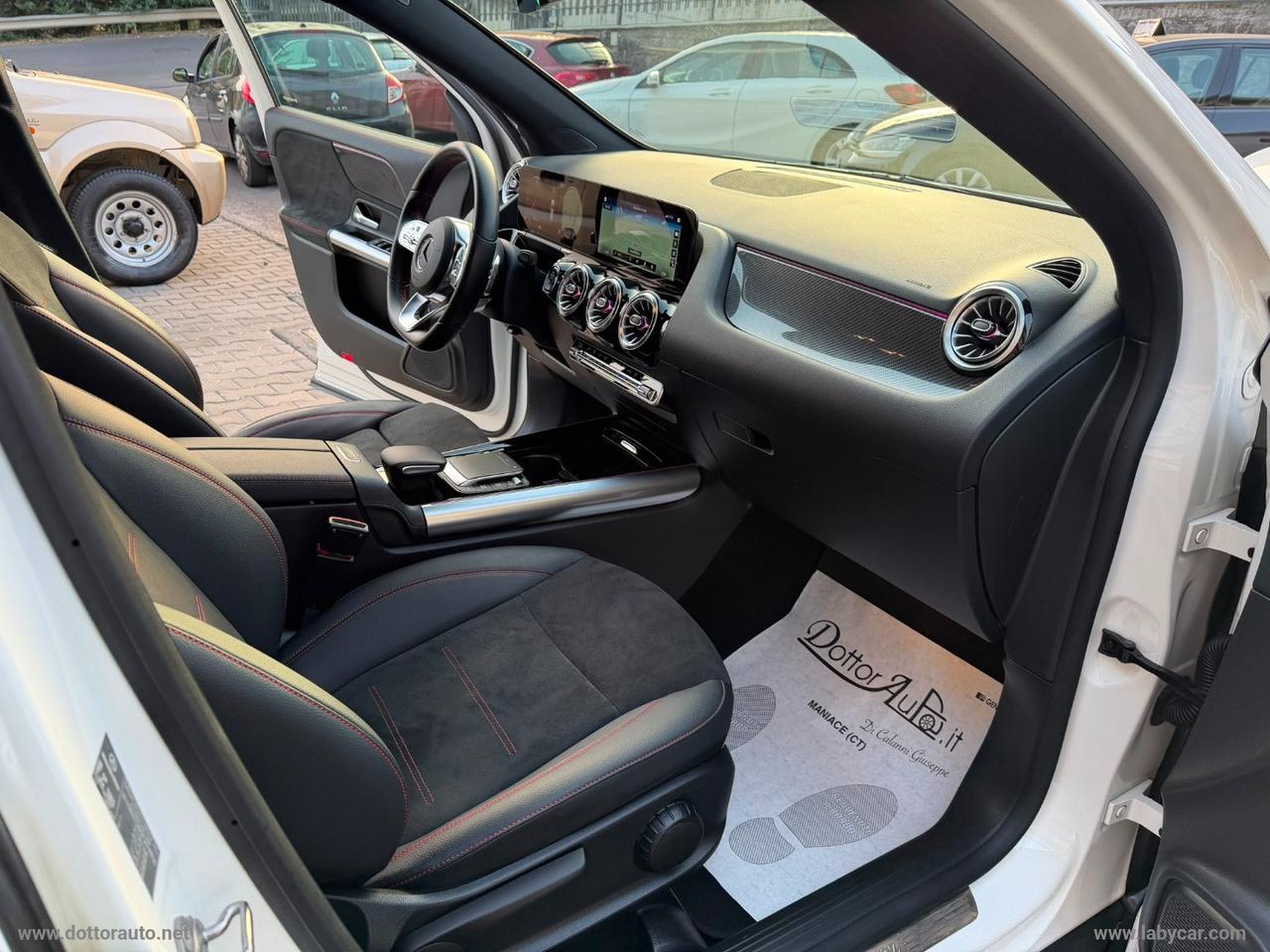 MERCEDES-BENZ GLA 200 d Automatic 4Matic Premium