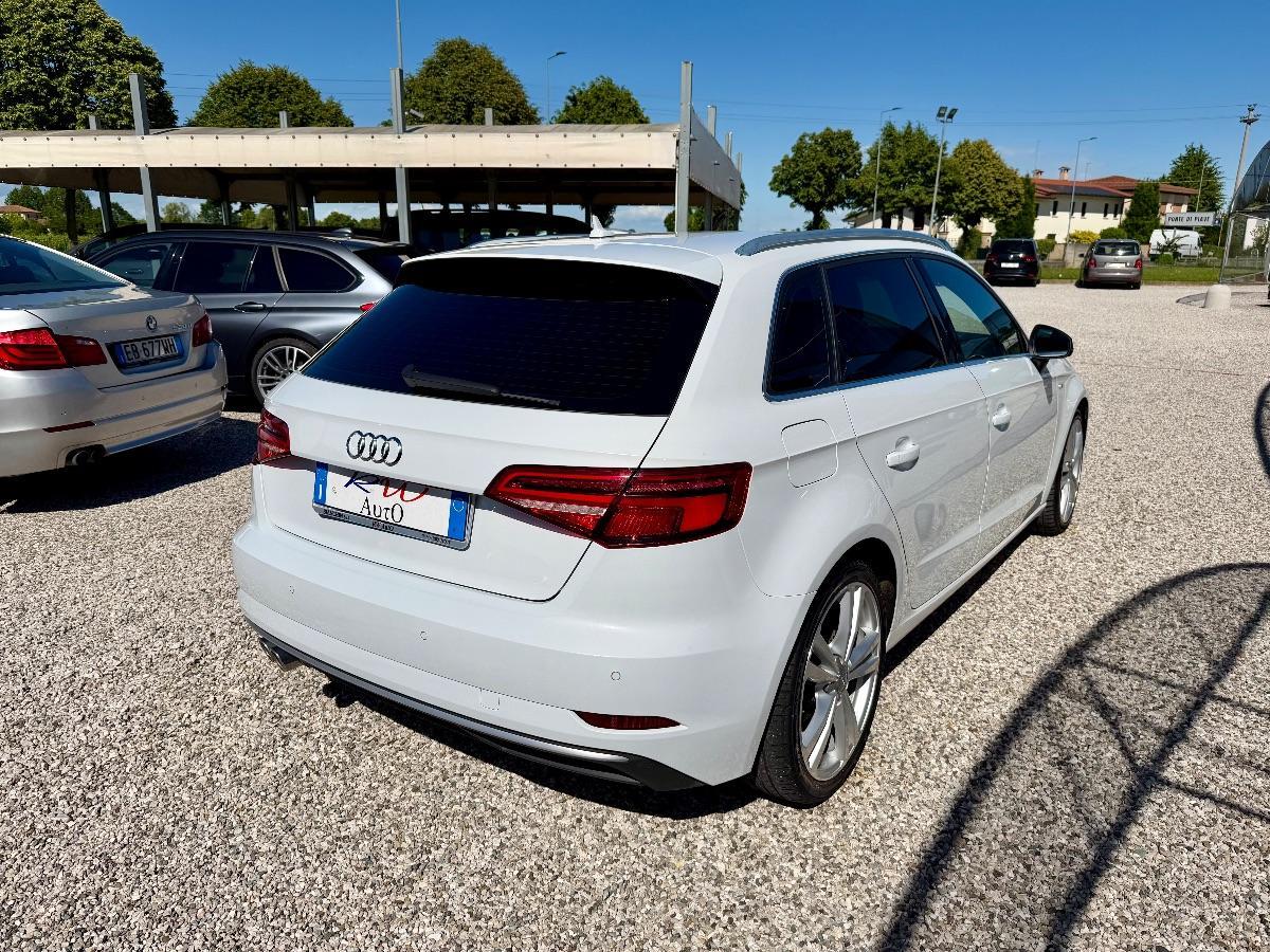 AUDI - A3 - 2.0 TDI S tronic S-Line