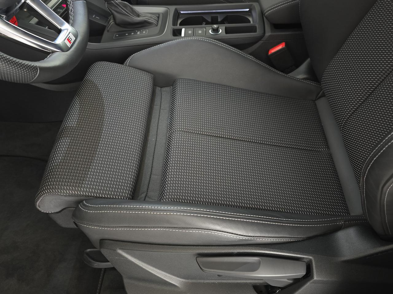 Audi Q3 35 2.0 tdi s line edition s-tronic