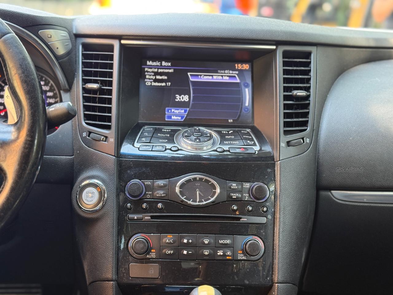 Infiniti FX FX30d S