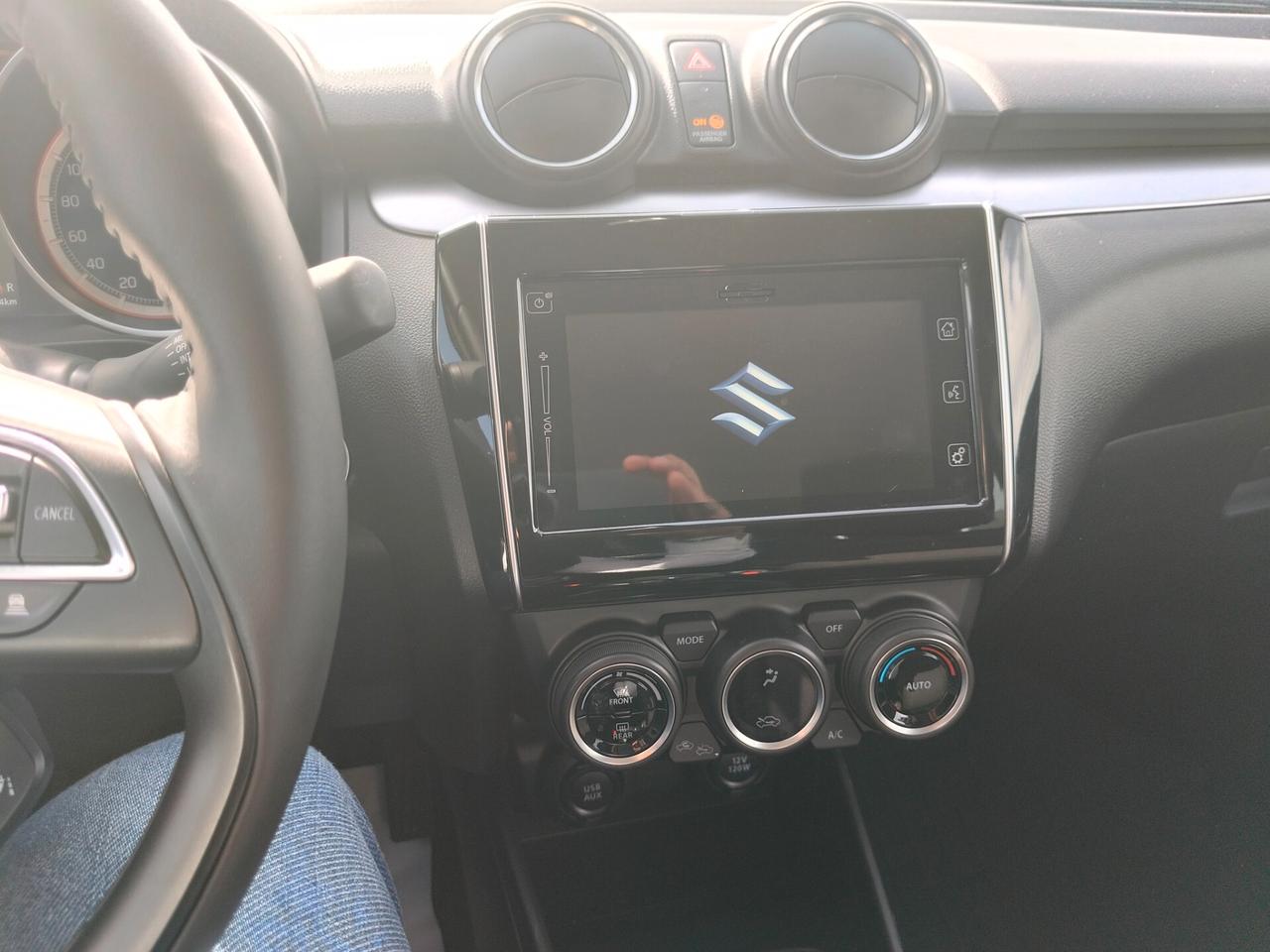 Suzuki Swift 1.2 Hybrid 4WD AllGrip Top