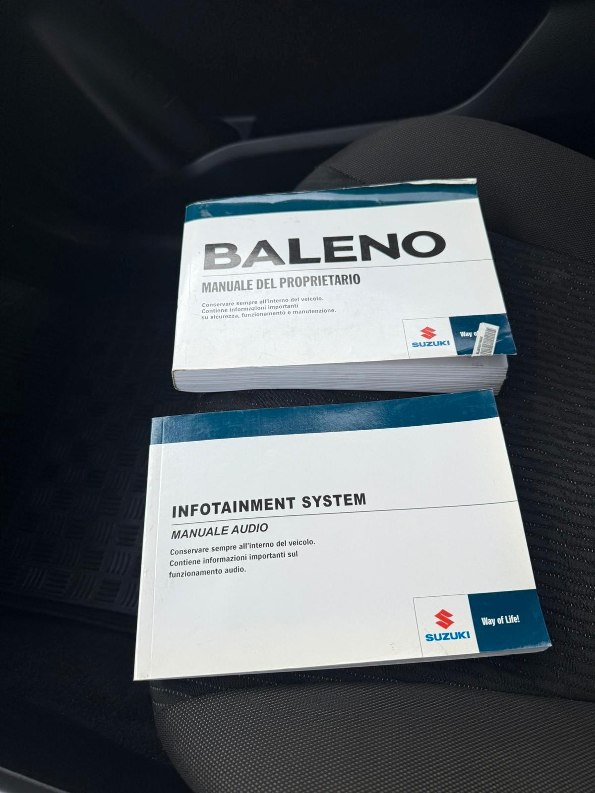 Suzuki Baleno 1.2 Hybrid Top
