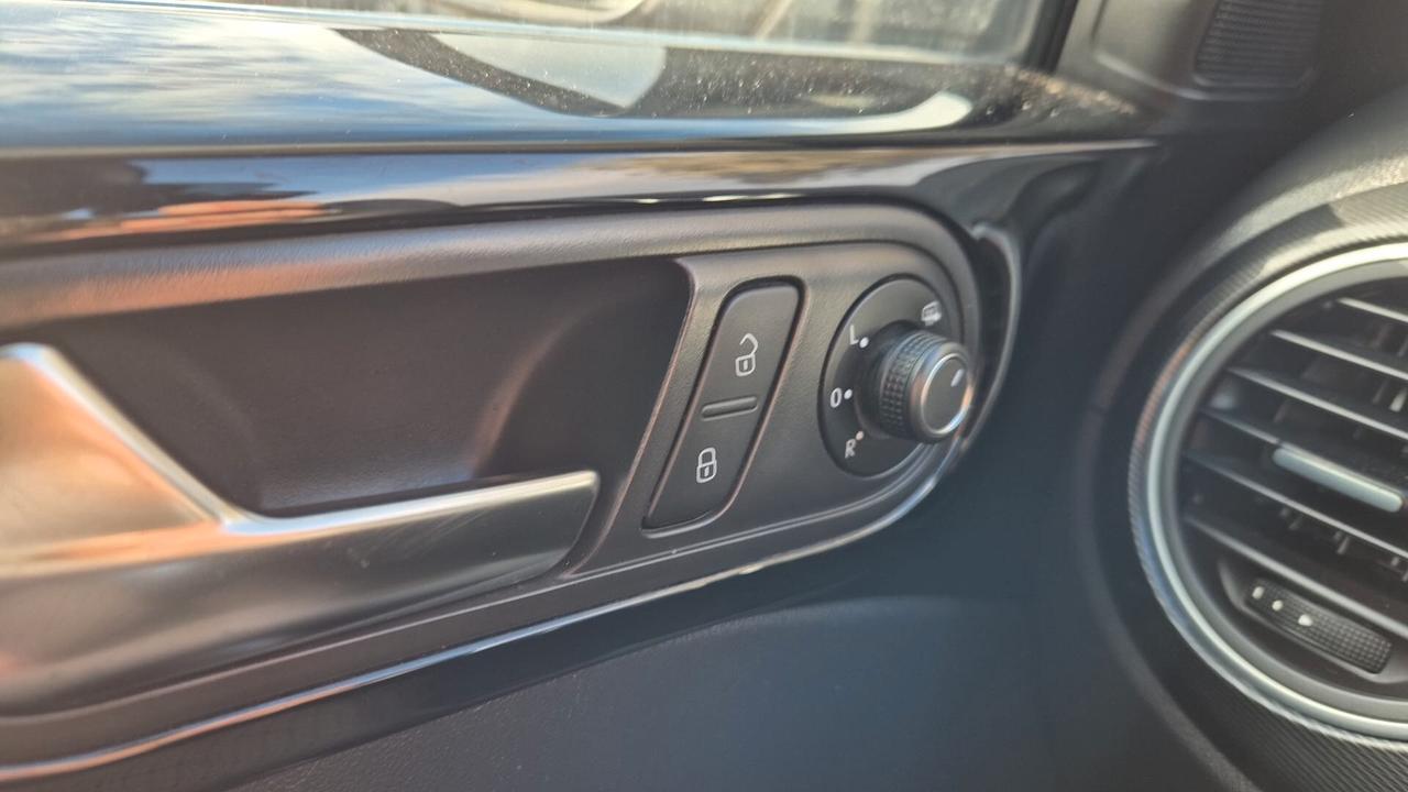 Volkswagen Maggiolino Cabrio 2.0 TDI DSG 150 CV Sport BlueMot. Tech.