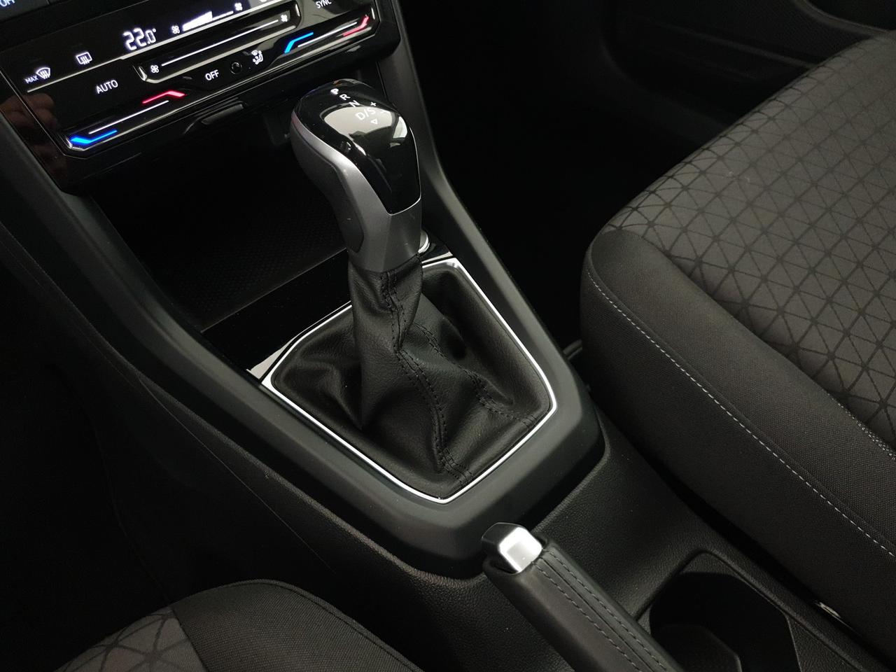 Volkswagen T-Cross 1.0 tsi sport 110cv dsg
