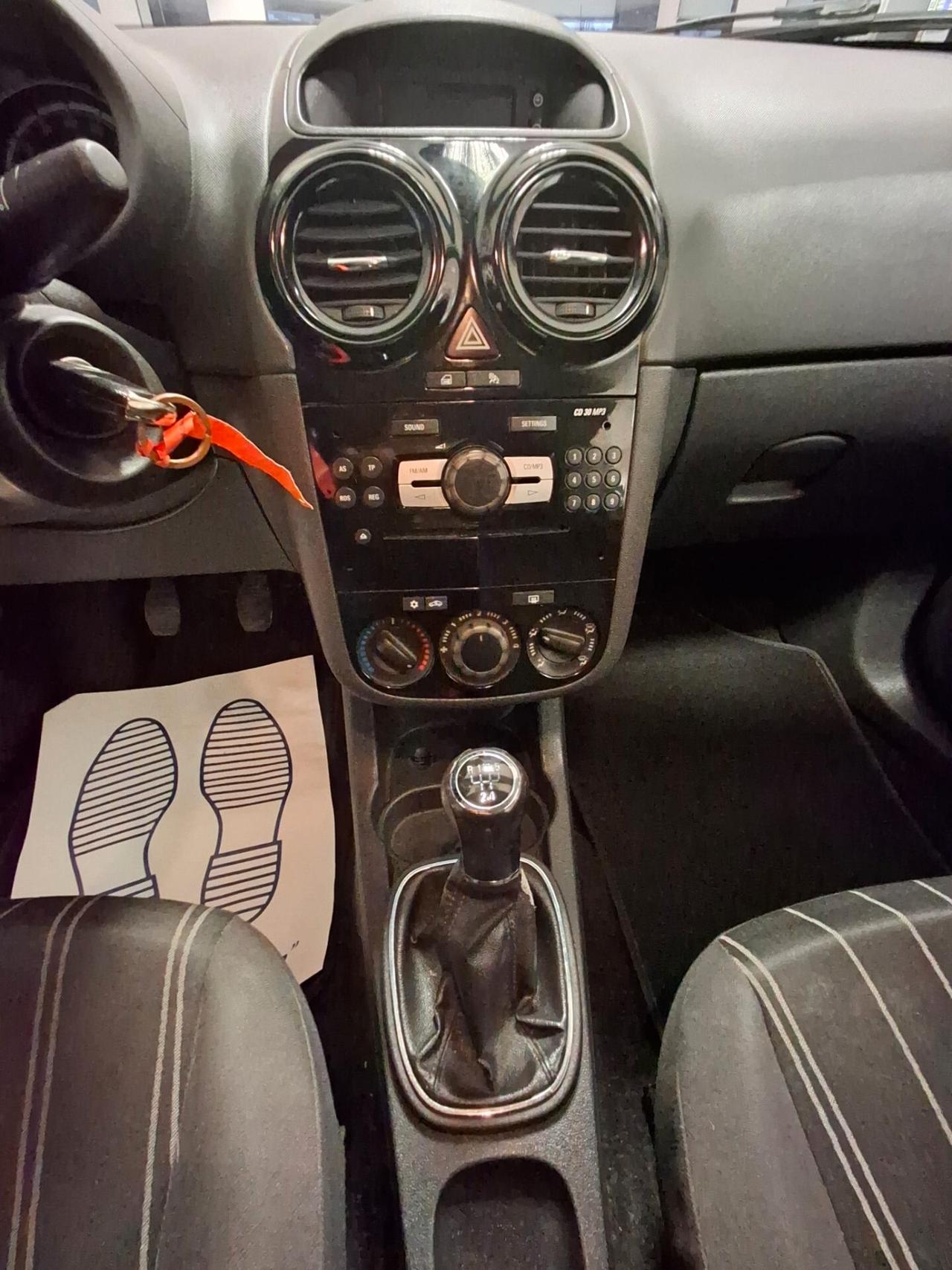 Opel Corsa 1.2 3 porte Edition