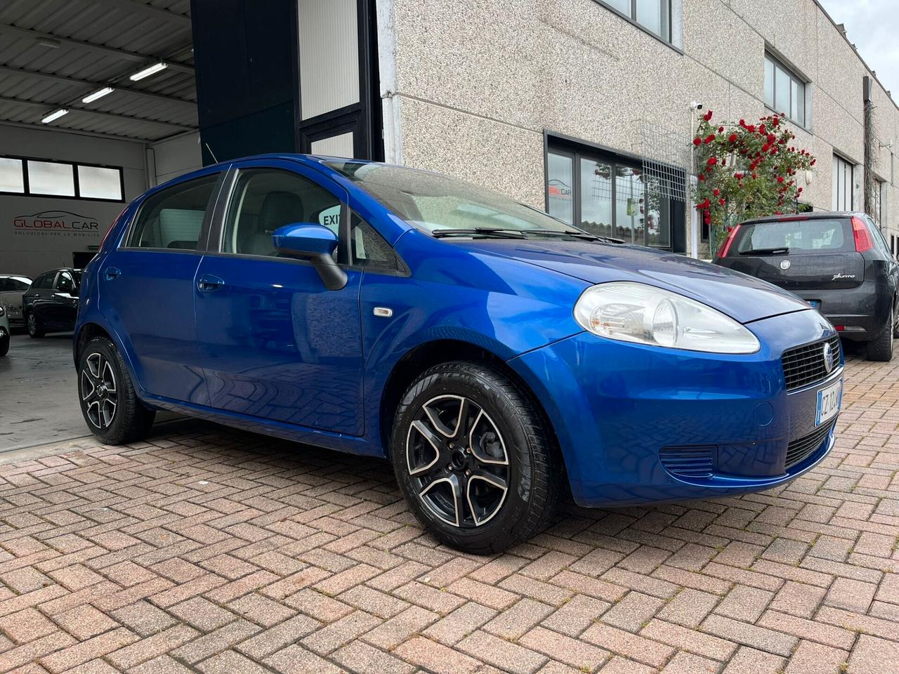 Fiat Grande Punto 1.4 5 porte Dynamic 123000KM