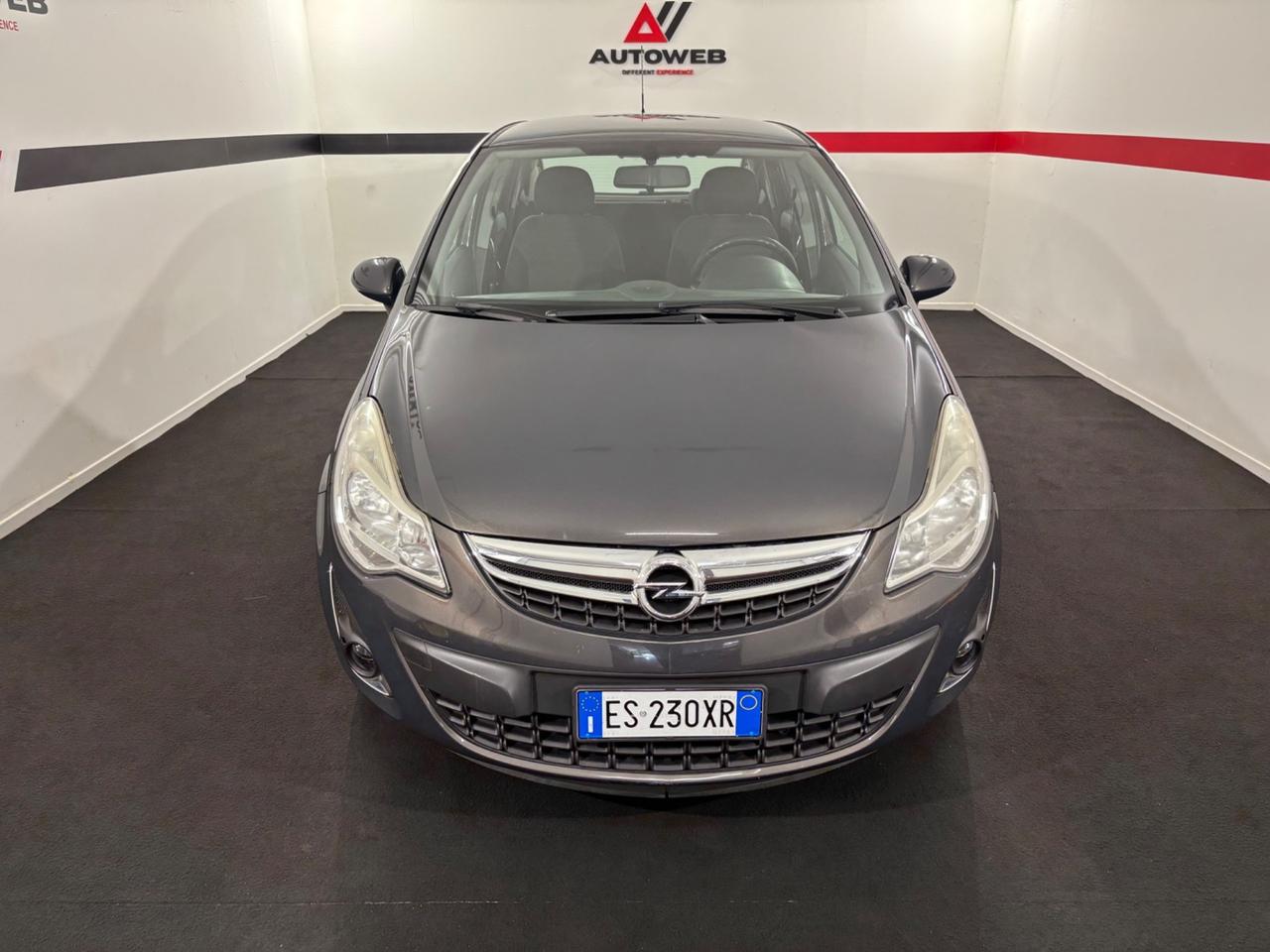 Opel Corsa 1.2 85CV 5 porte GPL-TECH Edition