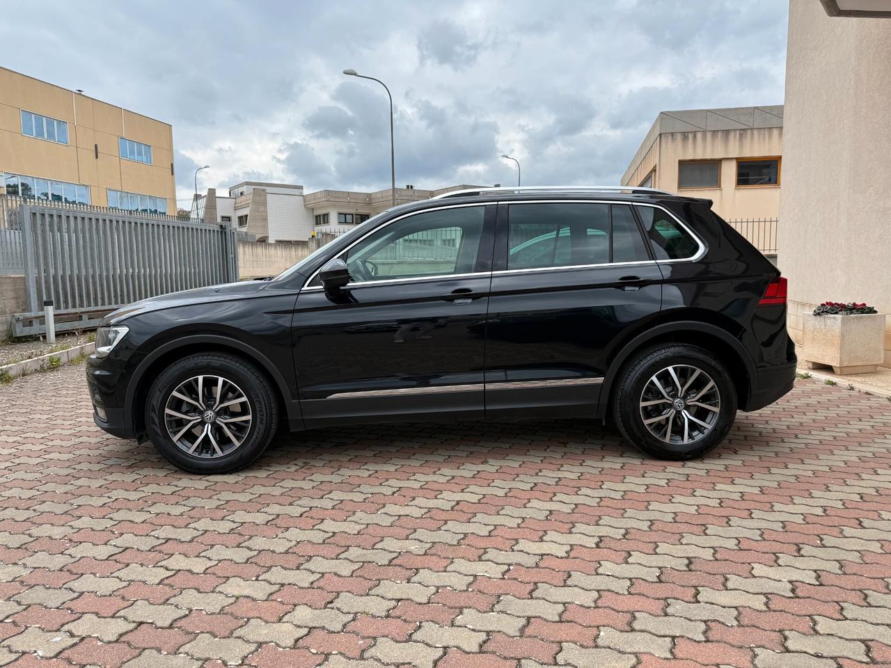 Volkswagen Tiguan 1.6 TDI SCR Business BlueMotion Technology