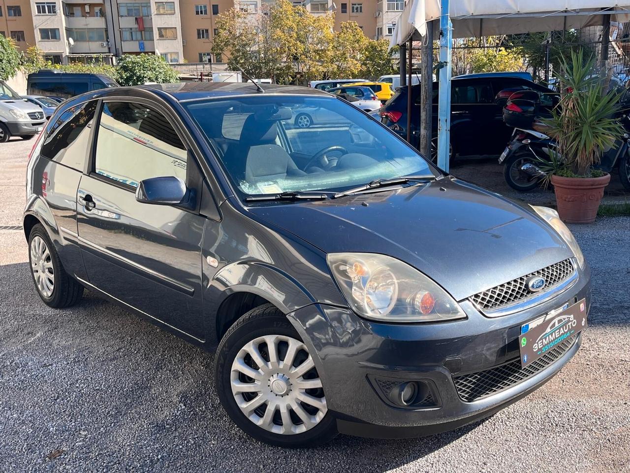 Ford Fiesta 1.4 TDCi PROMO BLACK FRIDAY LEGGI