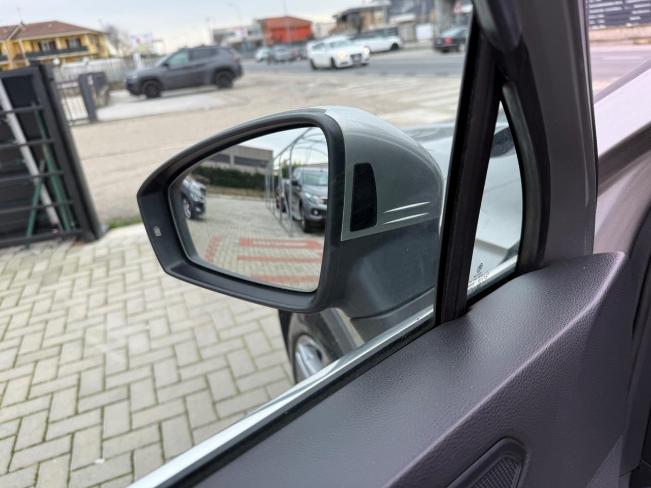 Volkswagen Tiguan 2.0 TDI 190 CV. 4MOTION R-LINE.TETTO APRIBILE