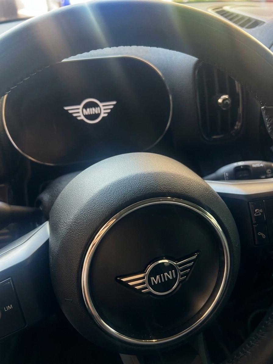 Mini Cooper D Countryman 2.0 Business Automatica