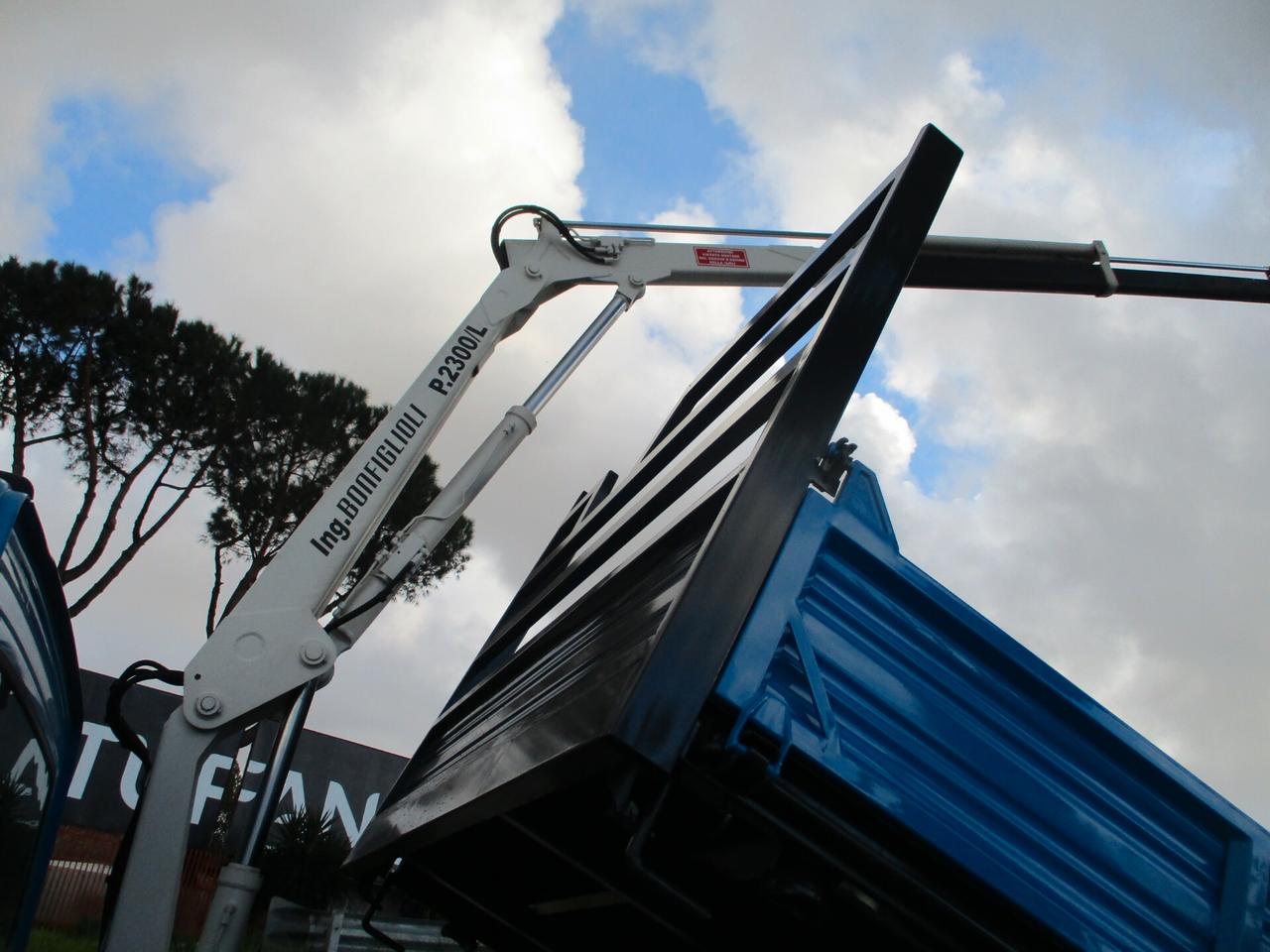 Iveco Daily 35C10 2.3 GRU BONFIGLIOLI 2300/2S RIBALTABILE NUOV