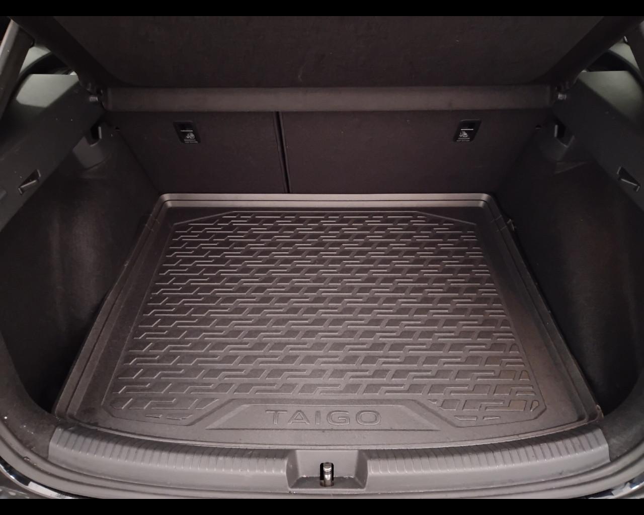 VOLKSWAGEN Taigo - Taigo 1.0 tsi R-Line 110cv