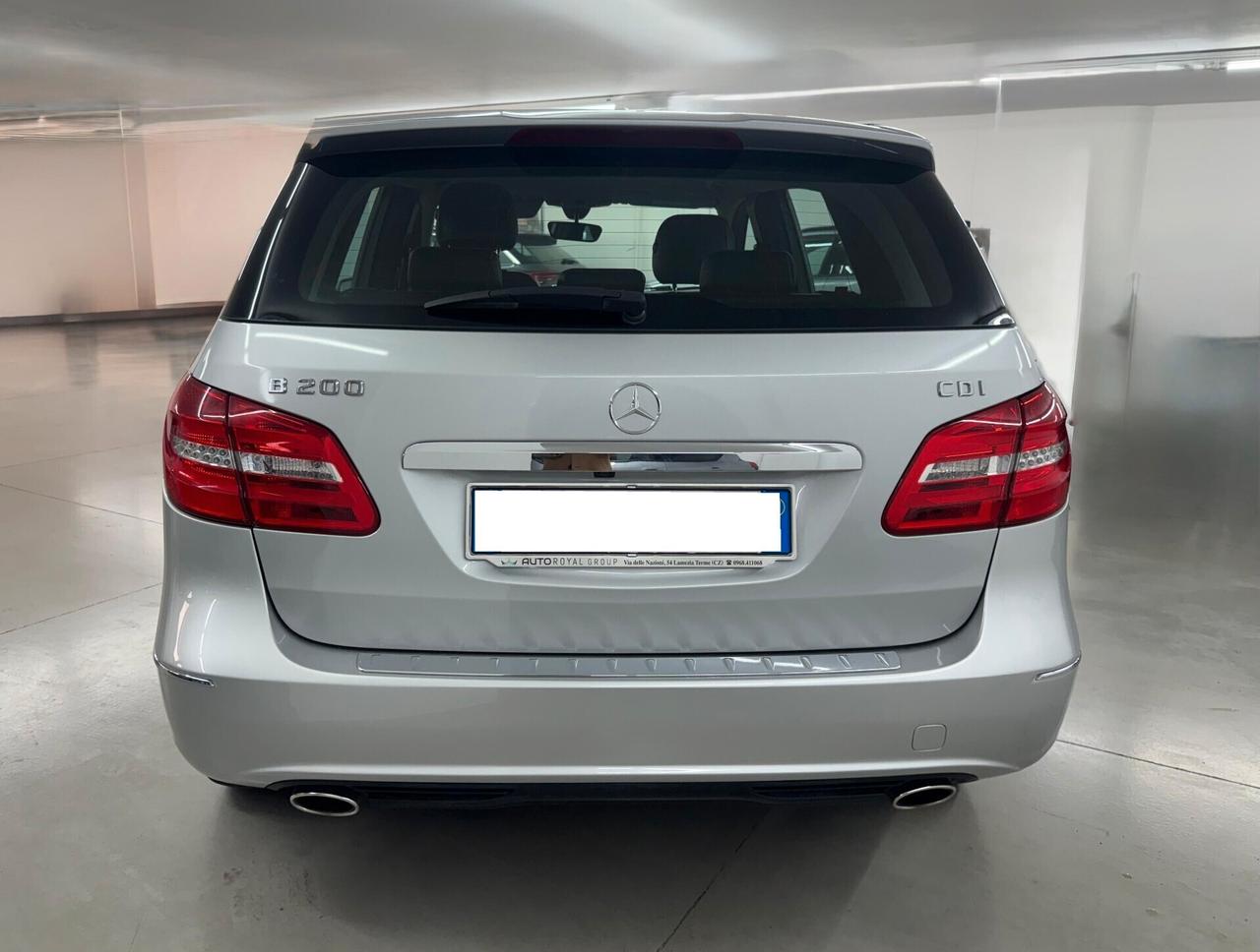 Mercedes-benz B 200 Premium