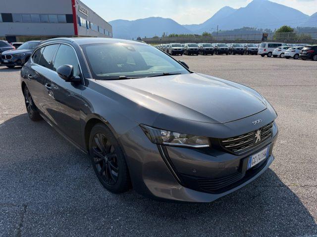 PEUGEOT 508 Plug-in Hybrid 225 e-EAT8 SW Allure Pack