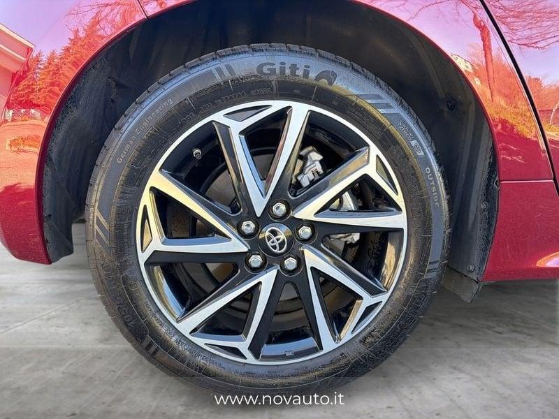 Toyota Yaris Hybrid Trend MY21