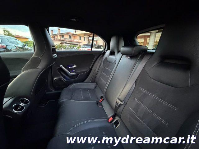 MERCEDES-BENZ A 180 d Automatic Premium Night Edition LUCI AMBIENTE