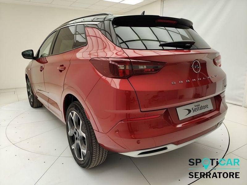 Opel Grandland ULTIMATE HYBRID 136 HP