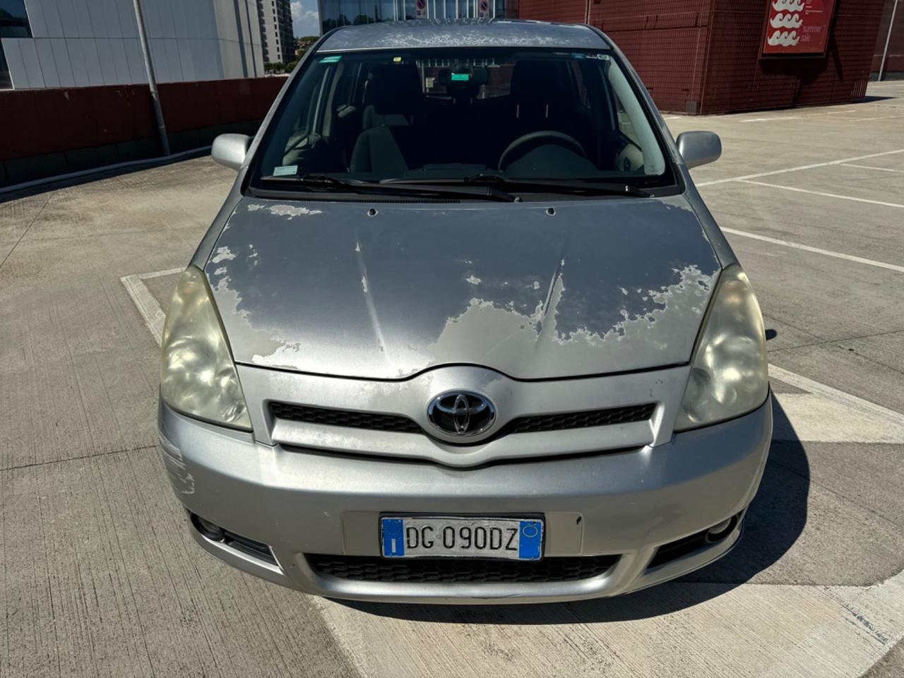 Toyota Corolla Verso 2.2 16V Sol AFFARE!