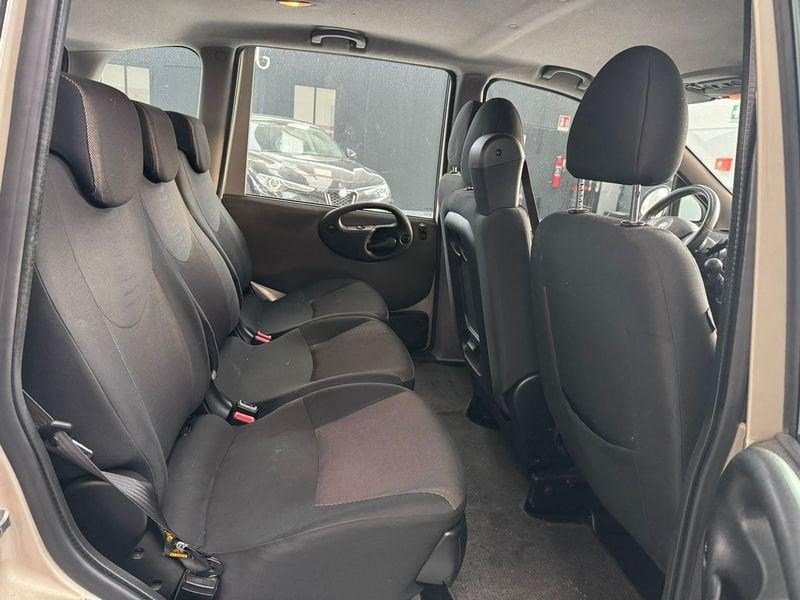 FIAT Multipla Multipla 1.6 16V Emotion